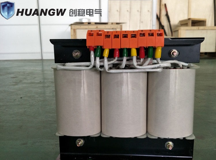 創(chuàng)穩(wěn)三相隔離變壓器30KVA